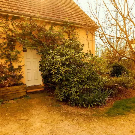 Couette-café D'hôtes Naturistes De La Moque Souris Saint-Pierre-de-Mailloc